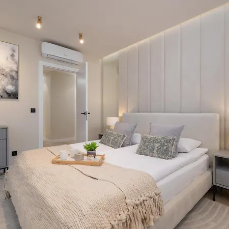 Exclusive Apartment On The Vistula River In Krakow By Renters Prestige Zewnętrze zdjęcie