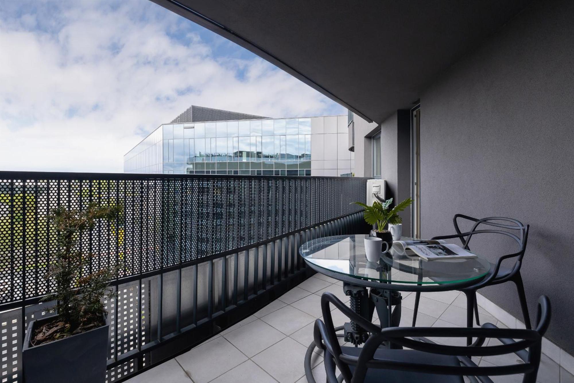 Exclusive On The Vistula River In By Renters Prestige Apartment Krakau